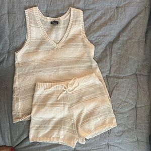 Very J Ivory Knit Striped Travel Set